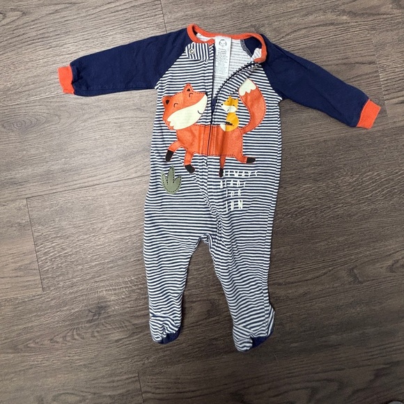 Cloud Islandx1, Gerberx3, Snonook Brown Bear Fleece Onesie, GUC - Picture 8 of 14